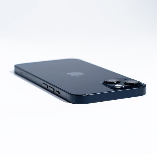 Apple iPhone 13 Midnight mistermac