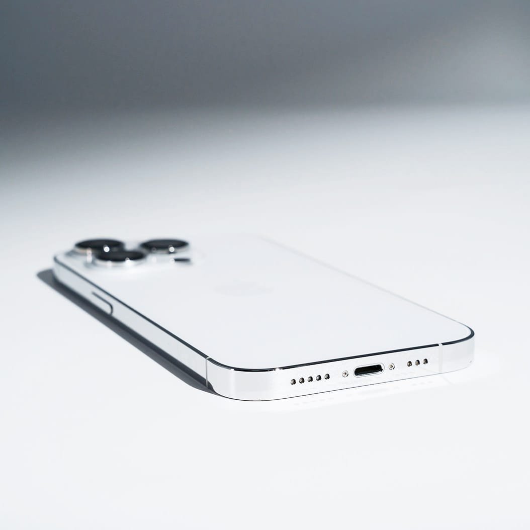 Apple iPhone 14 Pro 128GB Srebrny uzywany